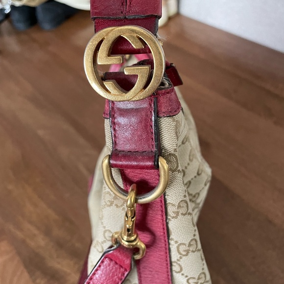Gorgeous Red Classic Gucci Bag 👛 - Picture 5 of 15